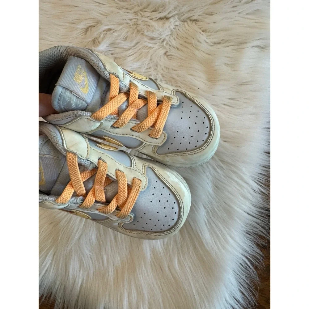 Nike toddler size 7C sneakers